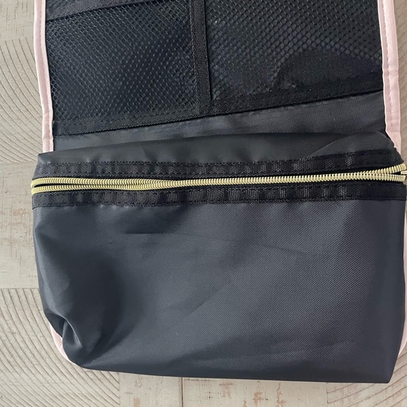 NINE WEST HANGING TRAVEL MAKEUP / JEWELRY CASE BAG -NWT new with tags - Picture 5 of 9